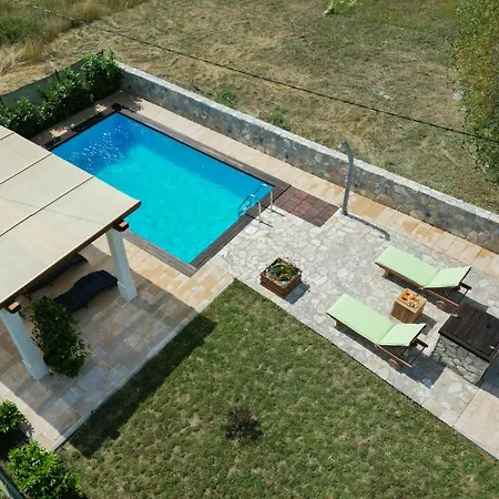 Vakantiehuis Awesome In